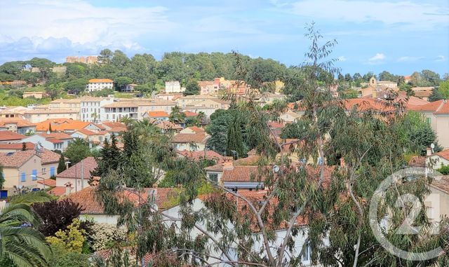 Afficher la photo en grand Appartement F3 à vendre - 3 pièces - 70.0 m2 - ST TROPEZ - 83 - PROVENCE-ALPES-COTE-D-AZUR - Century 21 Thomas Thum Immobilier