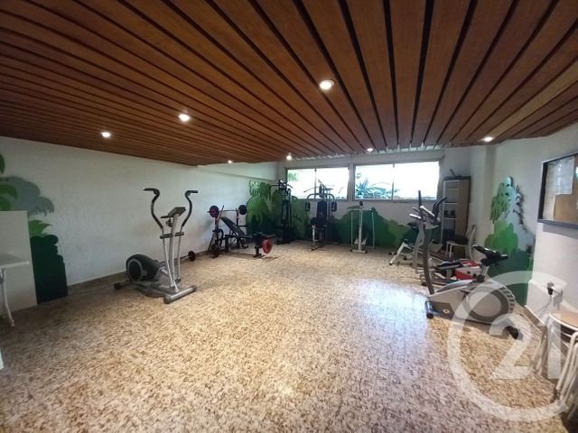 Appartement Studio à vendre - 1 pièce - 25.0 m2 - ST TROPEZ - 83 - PROVENCE-ALPES-COTE-D-AZUR - Century 21 Thomas Thum Immobilier