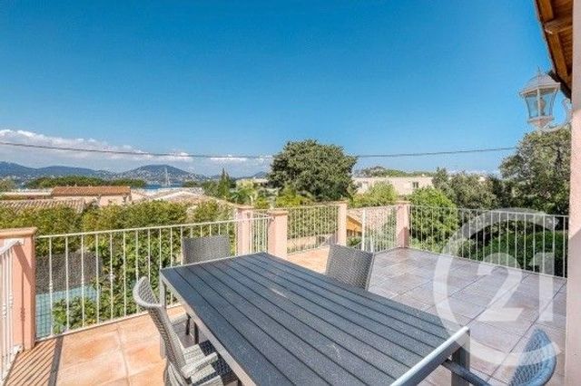 maison à vendre - 6 pièces - 124.0 m2 - ST TROPEZ - 83 - PROVENCE-ALPES-COTE-D-AZUR - Century 21 Thomas Thum Immobilier