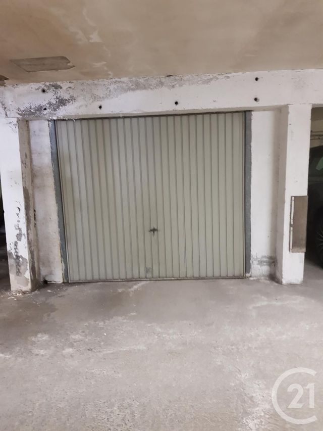 Afficher la photo en grand Appartement F2 à vendre - 2 pièces - 48.0 m2 - ST TROPEZ - 83 - PROVENCE-ALPES-COTE-D-AZUR - Century 21 Thomas Thum Immobilier