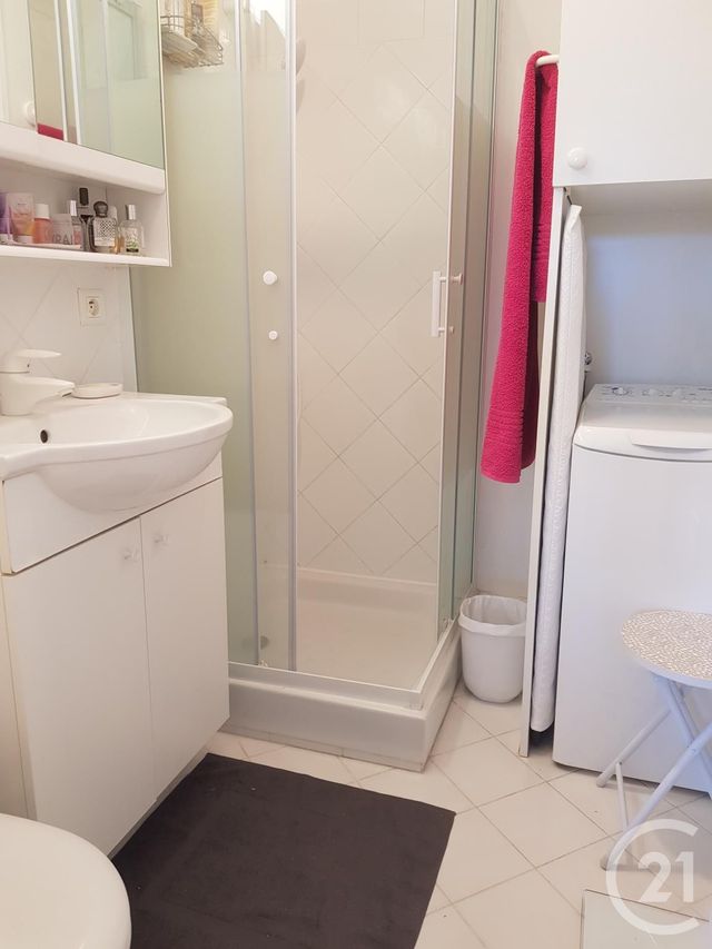 Afficher la photo en grand Appartement F2 à vendre - 2 pièces - 48.0 m2 - ST TROPEZ - 83 - PROVENCE-ALPES-COTE-D-AZUR - Century 21 Thomas Thum Immobilier