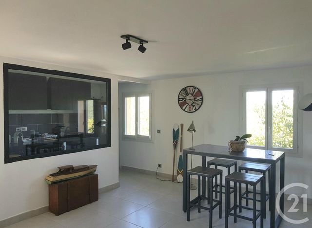 Afficher la photo en grand maison à vendre - 3 pièces - 60.0 m2 - GASSIN - 83 - PROVENCE-ALPES-COTE-D-AZUR - Century 21 Thomas Thum Immobilier