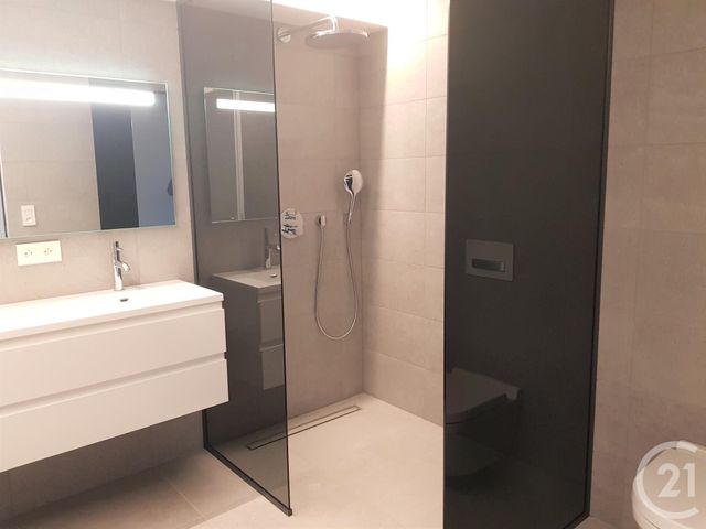 Afficher la photo en grand appartement à vendre - 3 pièces - 83.0 m2 - ST TROPEZ - 83 - PROVENCE-ALPES-COTE-D-AZUR - Century 21 Thomas Thum Immobilier