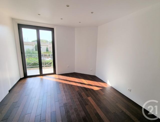 Afficher la photo en grand maison à vendre - 3 pièces - 88.92 m2 - ST TROPEZ - 83 - PROVENCE-ALPES-COTE-D-AZUR - Century 21 Thomas Thum Immobilier