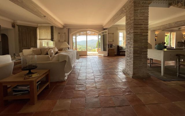 maison à vendre - 8 pièces - 285.63 m2 - LE PLAN DE LA TOUR - 83 - PROVENCE-ALPES-COTE-D-AZUR - Century 21 Thomas Thum Immobilier