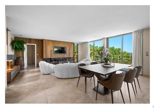 maison à vendre - 7 pièces - 370.0 m2 - RAMATUELLE - 83 - PROVENCE-ALPES-COTE-D-AZUR - Century 21 Thomas Thum Immobilier