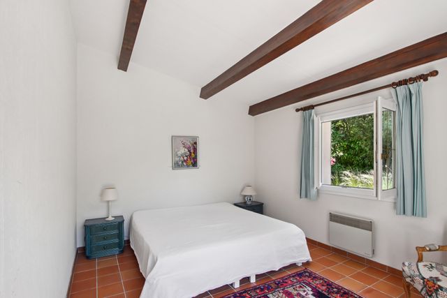 Afficher la photo en grand maison à vendre - 5 pièces - 157.0 m2 - GASSIN - 83 - PROVENCE-ALPES-COTE-D-AZUR - Century 21 Thomas Thum Immobilier