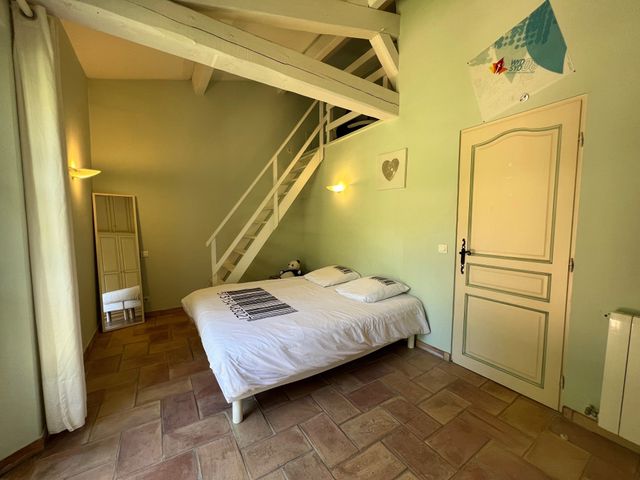 maison à vendre - 9 pièces - 350.0 m2 - GRIMAUD - 83 - PROVENCE-ALPES-COTE-D-AZUR - Century 21 Thomas Thum Immobilier