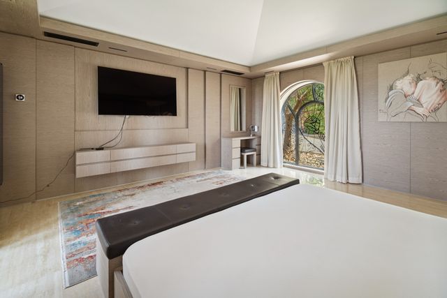 maison à vendre - 15 pièces - 580.0 m2 - GRIMAUD - 83 - PROVENCE-ALPES-COTE-D-AZUR - Century 21 Thomas Thum Immobilier