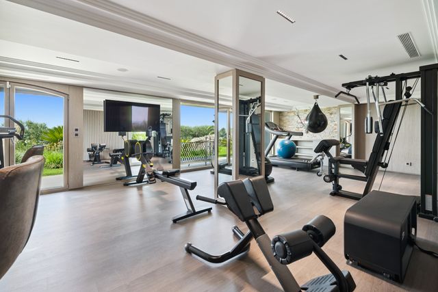 maison à vendre - 15 pièces - 580.0 m2 - GRIMAUD - 83 - PROVENCE-ALPES-COTE-D-AZUR - Century 21 Thomas Thum Immobilier